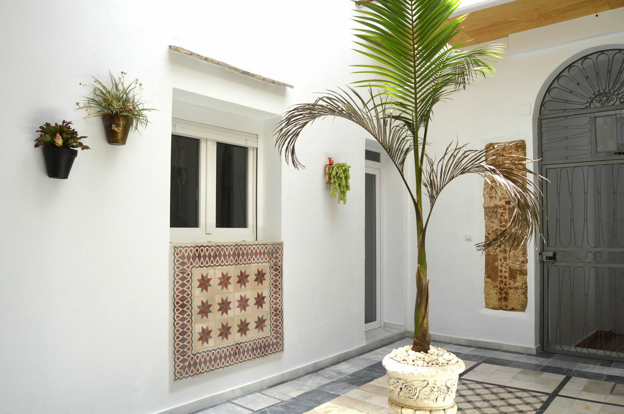 Apartamento 19 Dias Y Muchas Noches Cádiz Buitenkant foto