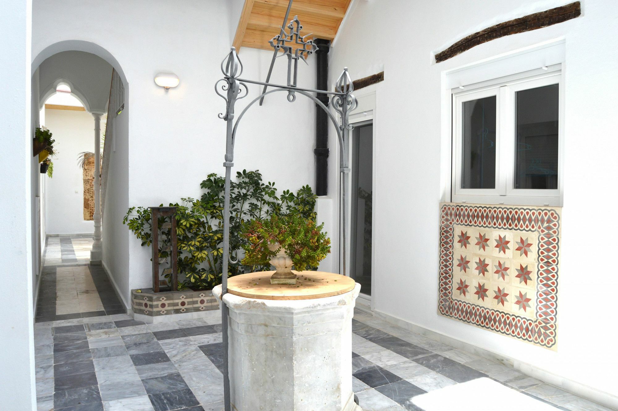Apartamento 19 Dias Y Muchas Noches Cádiz Buitenkant foto